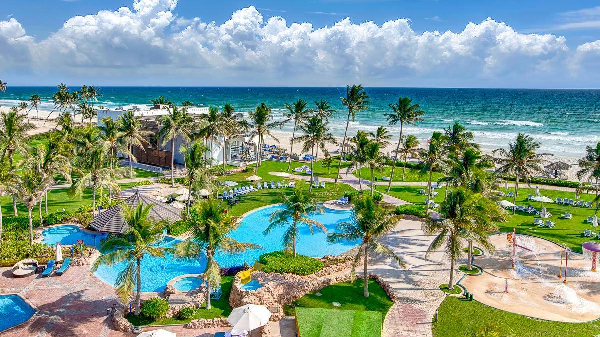 Crowne Plaza Salalah Resort |  Crowne Plaza Salalah Resort / Chamleon