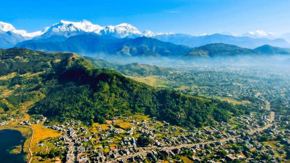 Pokhara-Panorama |  Phalano, iStockphoto.com / Chamleon