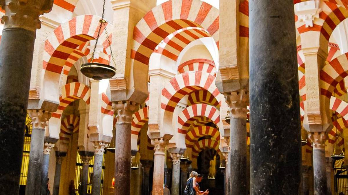 Marmorsulen im Betsaal der Moschee Cordoba |  Gianni Crestani, Pixabay / Chamleon