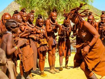 Tanz der Himba-Frauen