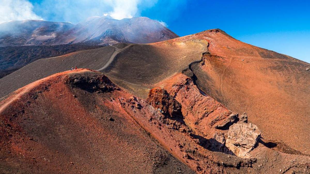 Unendlichen Lavafelder auf dem tna |  Petr Slovček, Unsplash / Chamleon