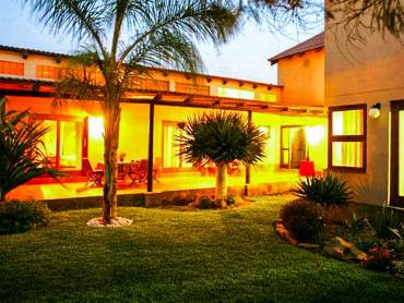 Sea Breeze Guesthouse |  Sea Breeze Guesthouse / Chamleon