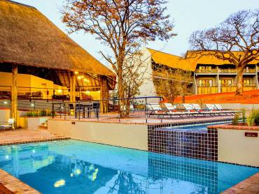 Chobe Bush Lodge |  Chobe Bush Lodge / Chamleon