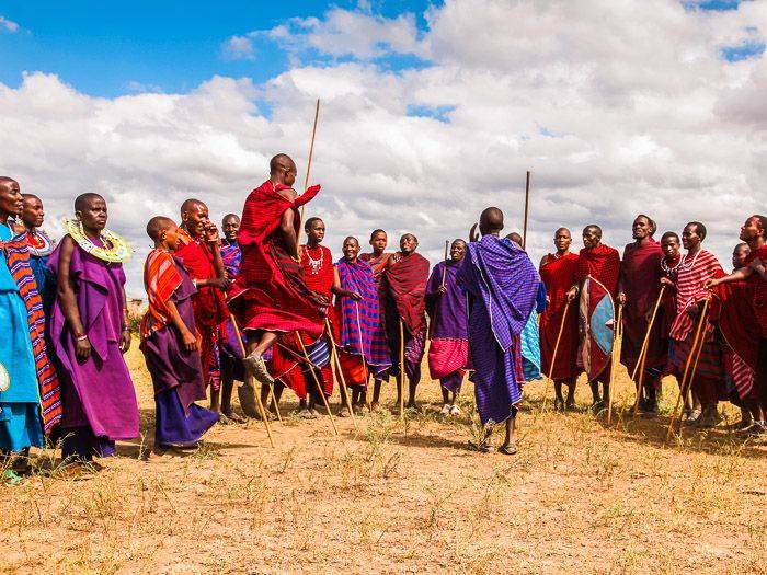 Sprungtnze der Massai |  Alexander Sass / Chamleon