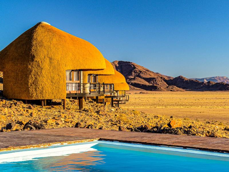 Desert Hills Lodge |  Carsten von Lttwitz, Pack Safari / Chamleon
