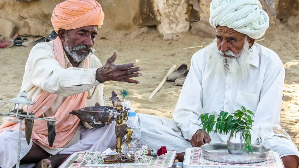 Indische Opiumraucher |  Jrgen Gelleszat / Chamleon