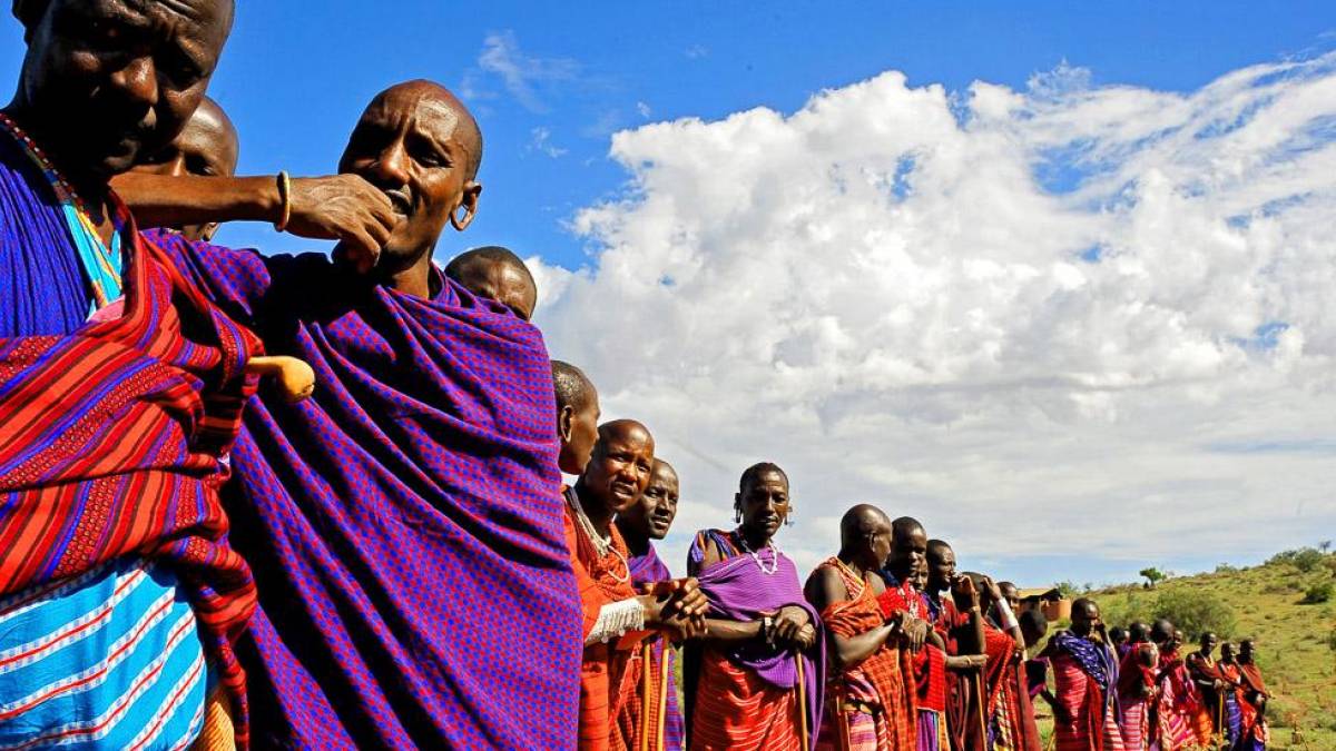Massaiversammlung |  Hatari Lodge / Chamleon