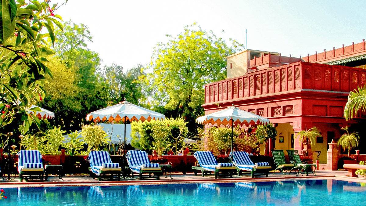 Ratan Vilas |  Ratan Vilas / Chamleon