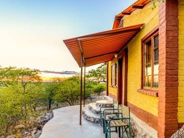 Etosha Safari Camp |  MLSpencer, Gondwana Collection / Chamleon