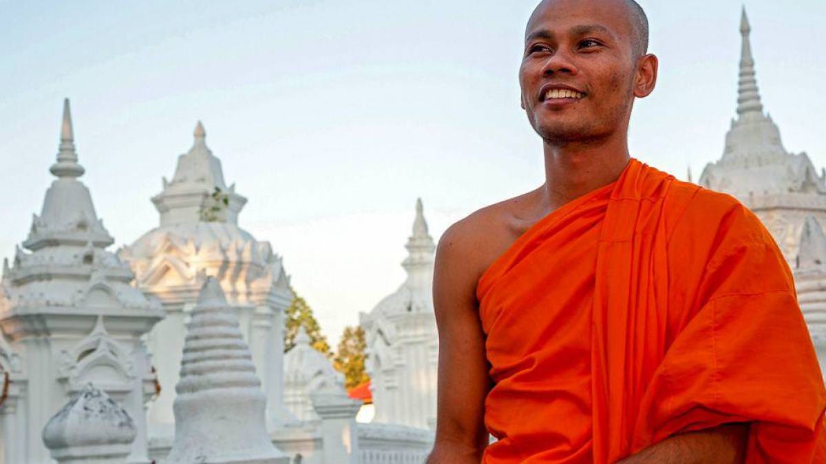 Mnch vor Wat Suan Dok in Chiang Mai |  Dirk Bleyer / Chamleon