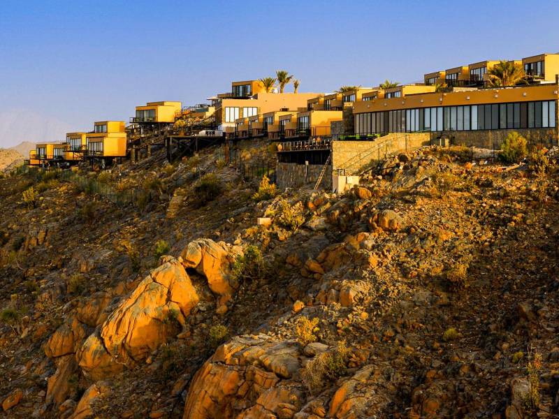 The View Hotel |  Rohan Gautam, The View Hotel / Chamleon