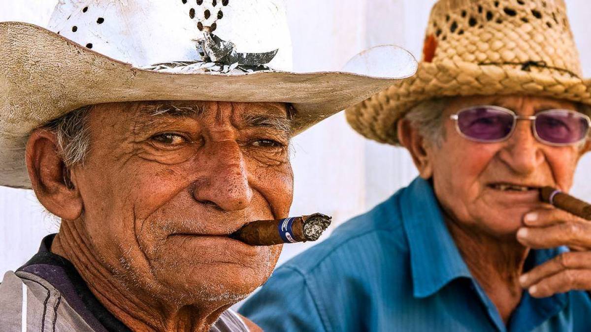 Zigarren-Raucher |  Harry Laub / Chamleon