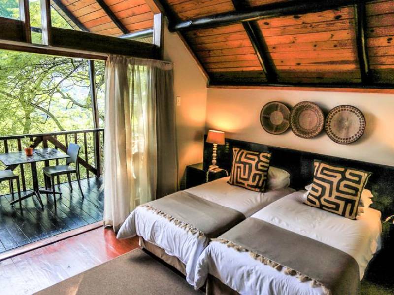 Mantenga Lodge |  Mantenga Lodge / CHamleon