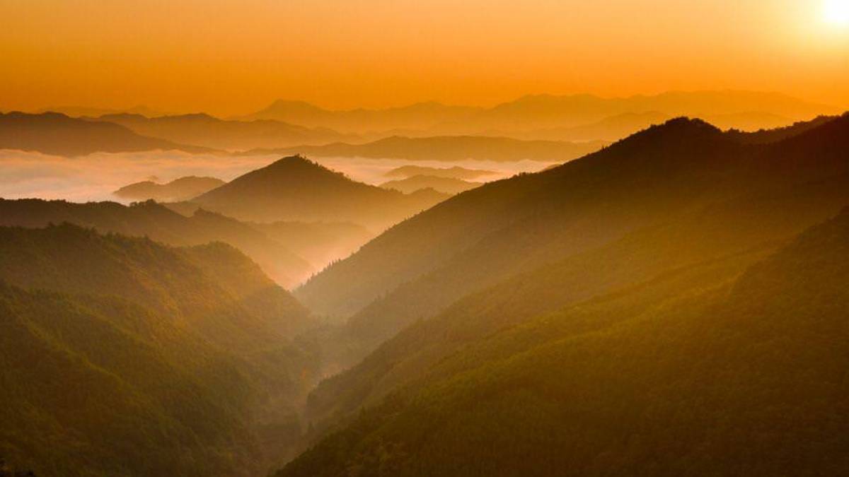 Sonnenuntergang am Pilgerpfad Kumano Kodo |  FVA Japan / Chamleon