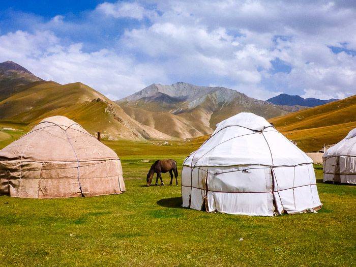 Jurtenleben |  Novi Nomad Tours / Chamleon