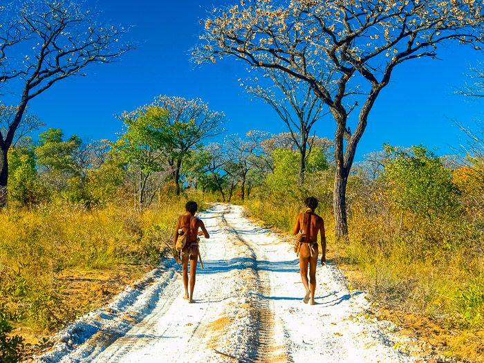 San unterwegs |  Kai-Uwe Kchler / Chamleon