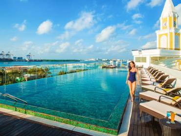 Fragrant Nature Kochi in Cochin |  Fragrant Nature Kochi / Chamleon