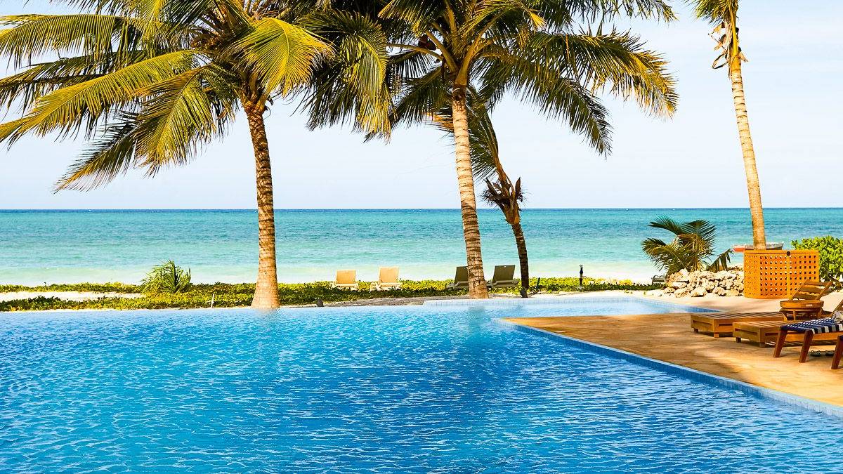 Aqua Beach Resort & Spa |  Stephan Auner / Chamleon