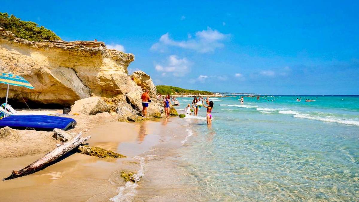 Baia dei Turchi in Otranto |  Massimo Virgilio, Unsplash / Chamleon
